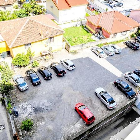 Happy Stories' Apartment In City Centre Shkodër Exterior foto